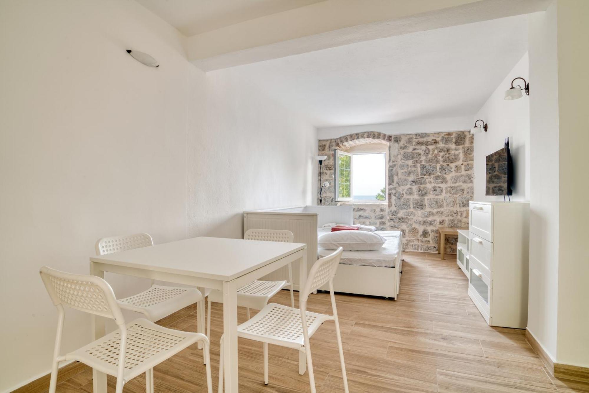 Sm Beach Residence Petrovac Kültér fotó