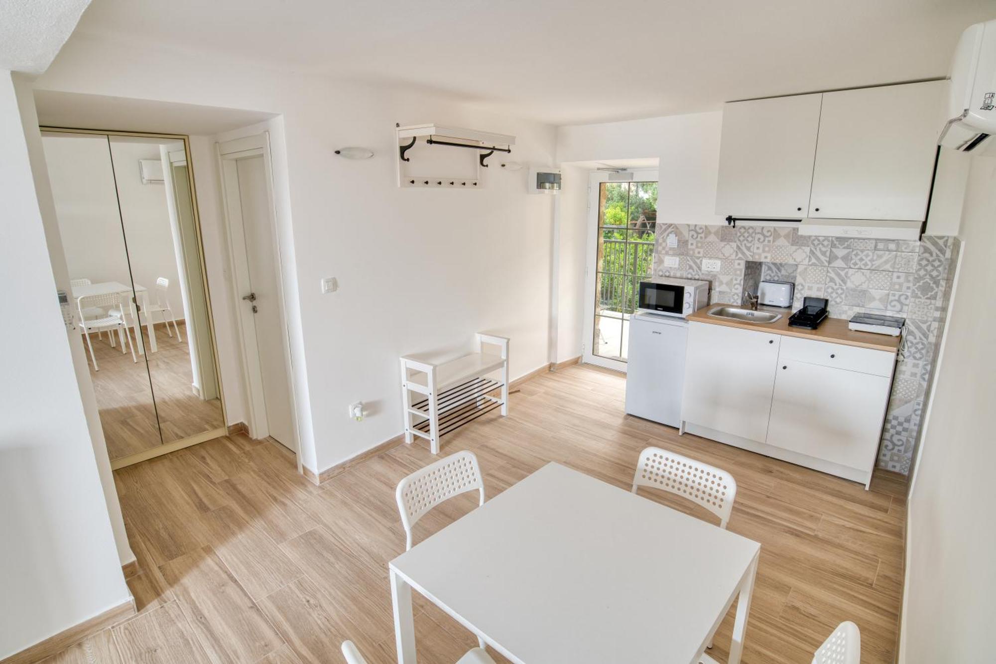 Sm Beach Residence Petrovac Kültér fotó