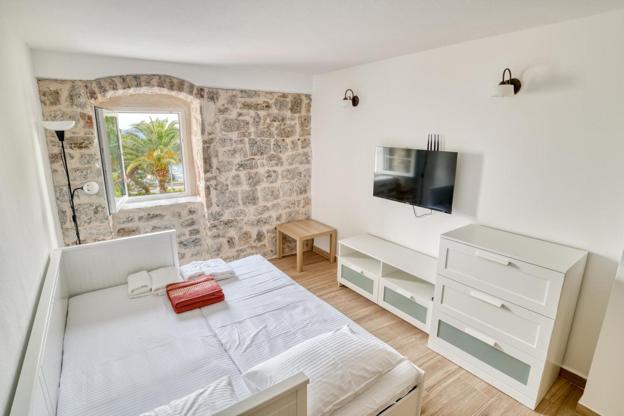 Sm Beach Residence Petrovac Kültér fotó